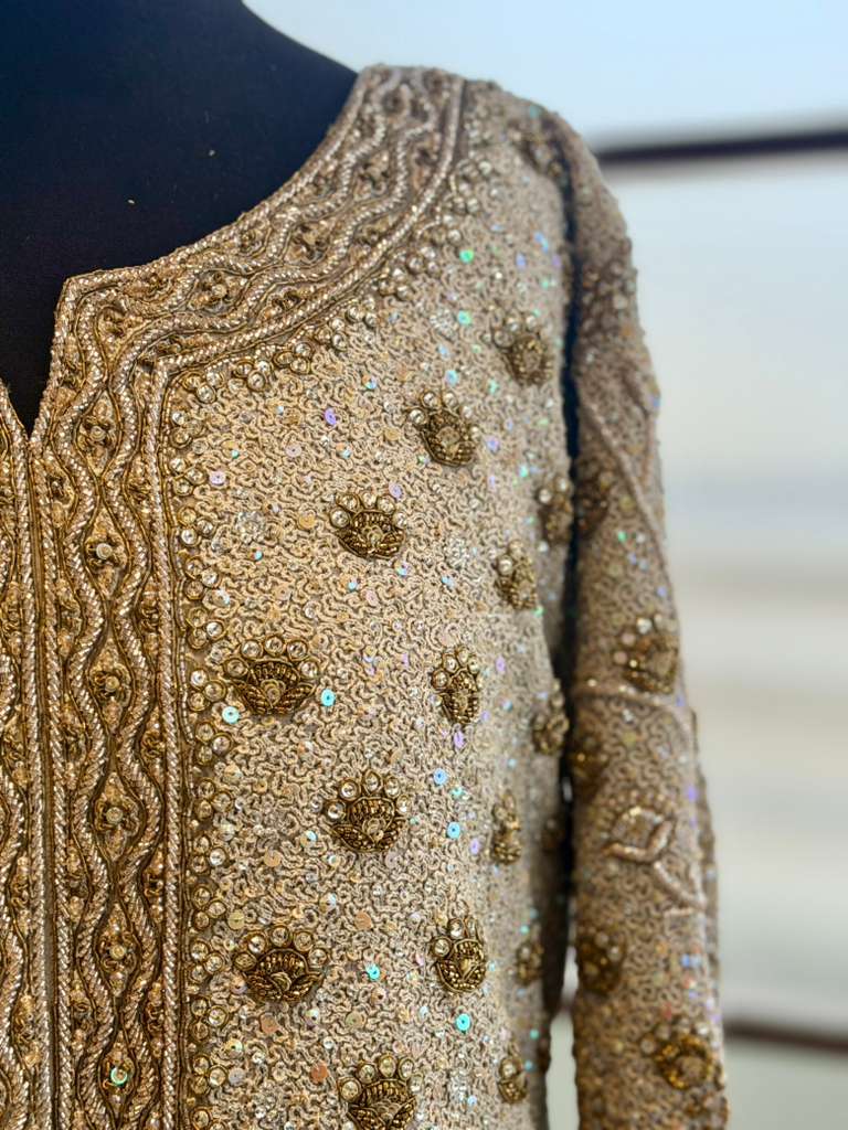 Aari Couture