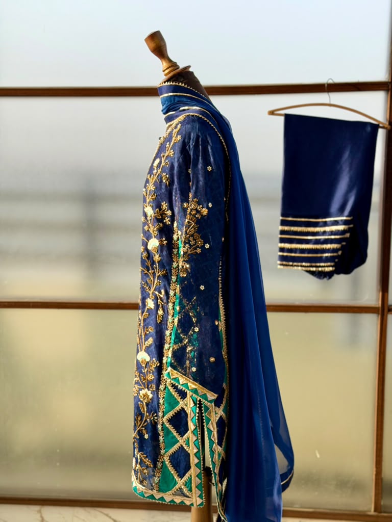 The Navy Luxe